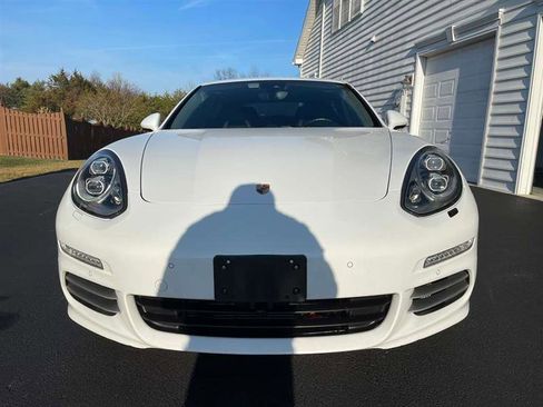 Used 2014 Porsche Panamera 4S image 5