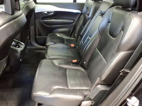 Used 2016 Volvo XC90 T6 Momentum image 19