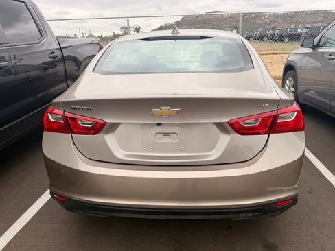 Used 2025 Chevrolet Malibu LT FWD image 4