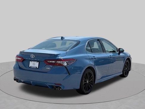 Used 2024 Toyota Camry XSE FWD image 3