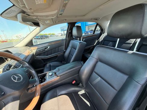 Used 2012 Mercedes-Benz E 350 4MATIC Sedan image 8