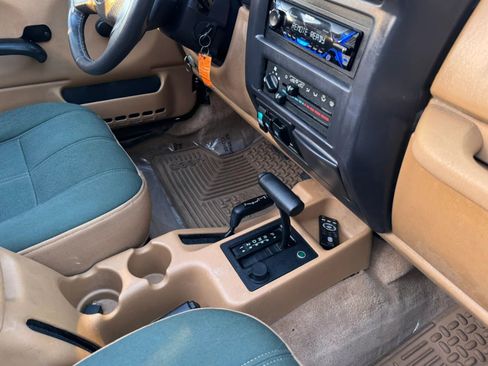Used 1997 Jeep Wrangler Sahara AWD/4WD image 20