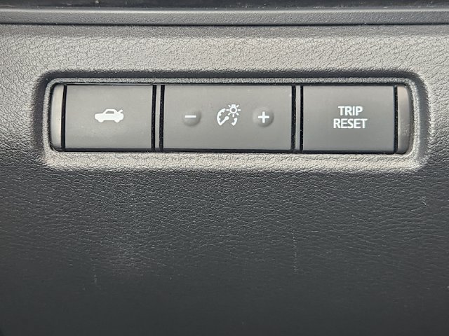 Used 2025 Nissan Altima 2.5 SV FWD image 20
