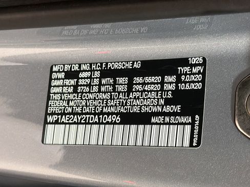 Certified 2026 Porsche Cayenne E-Hybrid AWD/4WD image 44