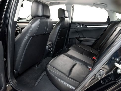 Used 2016 Honda Civic Touring image 22