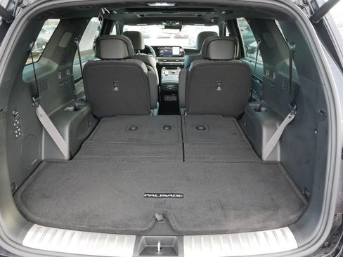 Certified 2025 Hyundai Palisade Calligraphy image 18