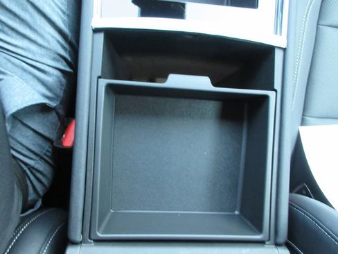 New 2026 Chevrolet Traverse LT w/ Sun and Wheel Package FWD image 27