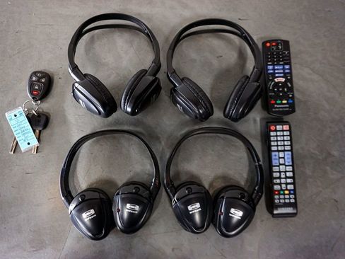 Used 2017 Chevrolet Express 2500 RWD image 93