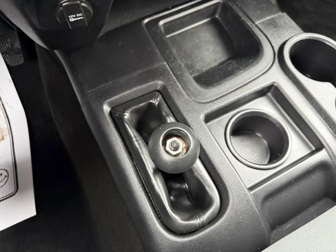 Used 2017 RAM 3500 Tradesman w/ Chrome Appearance Group AWD/4WD image 19