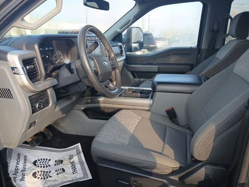 Used 2023 Ford F250 XLT image 11
