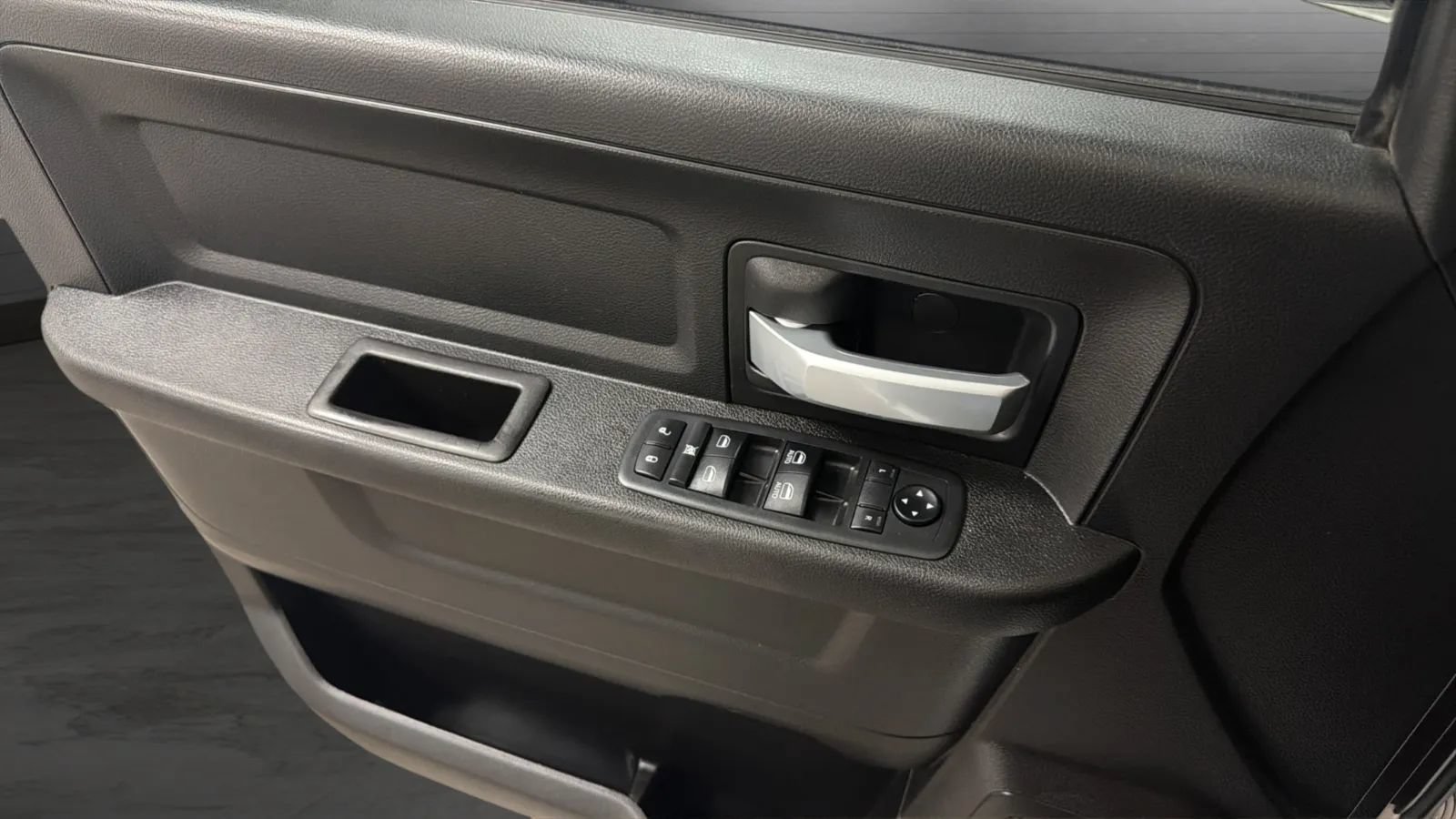 Used 2019 RAM 2500 Tradesman AWD/4WD image 17