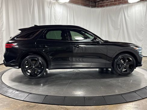 Used 2025 Genesis GV70 3.5T Sport w/ Sport Advanced Package AWD/4WD image 6