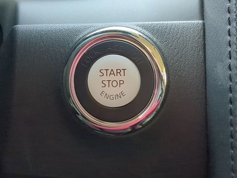 Certified 2024 Nissan Armada SV w/ Cargo Package AWD/4WD image 27