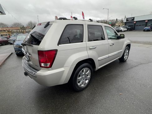 Used 2009 Jeep Grand Cherokee Overland image 5