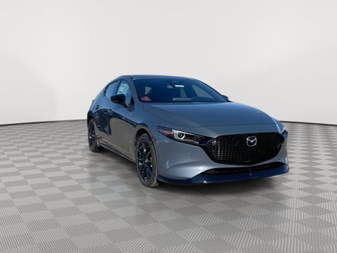 New 2026 MAZDA MAZDA3 Hatchback w/Premium Plus Pkg image 2