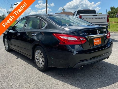 Used 2016 Nissan Altima 2.5 S w/ Power Driver Seat Package FWD image 6