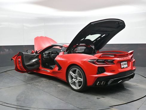 Used 2023 Chevrolet Corvette Stingray Coupe w/ Z51 Performance Package image 52