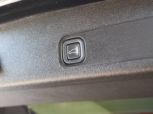 Used 2012 Chevrolet Tahoe LTZ image 52