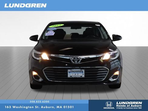Used 2015 Toyota Avalon XLE FWD image 2