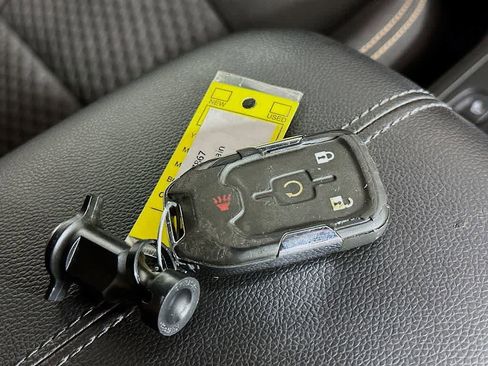 Used 2021 GMC Terrain SLE w/ Driver Convenience Package image 21