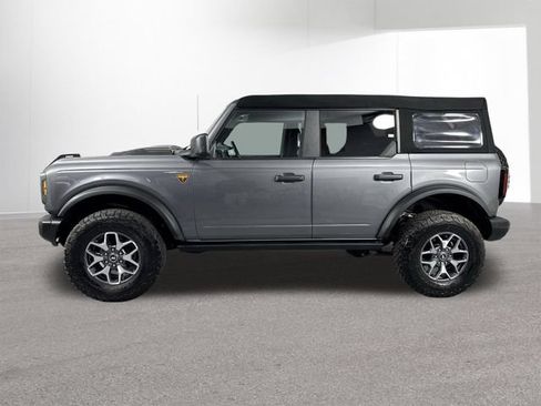 Used 2023 Ford Bronco Badlands AWD/4WD image 29