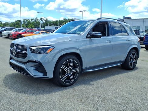 Used 2024 Mercedes-Benz GLE 350 4MATIC image 3