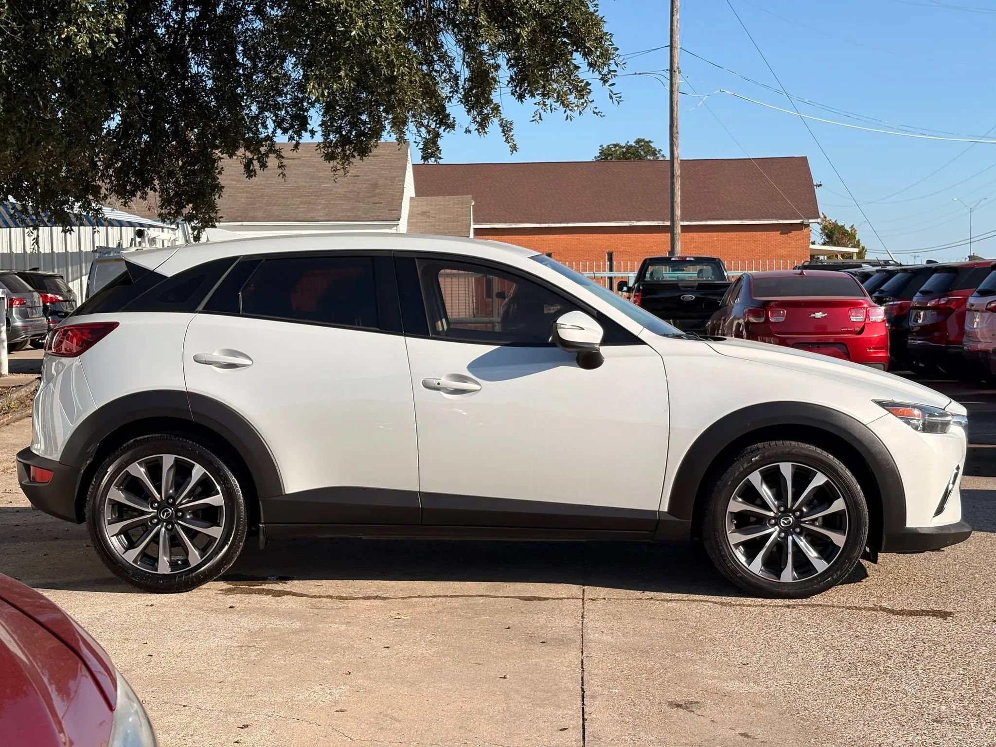 Used 2019 MAZDA CX-3 Touring w/ Preferred Equipment Package FWD image 2