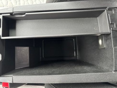 Used 2020 Chevrolet Equinox LS w/ LPO, Cargo Package AWD/4WD image 27