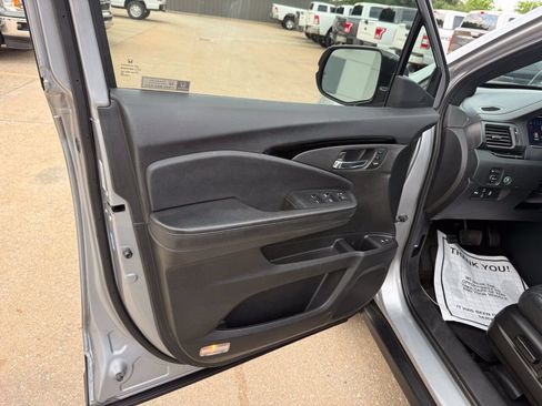 Used 2021 Honda Passport Touring image 8