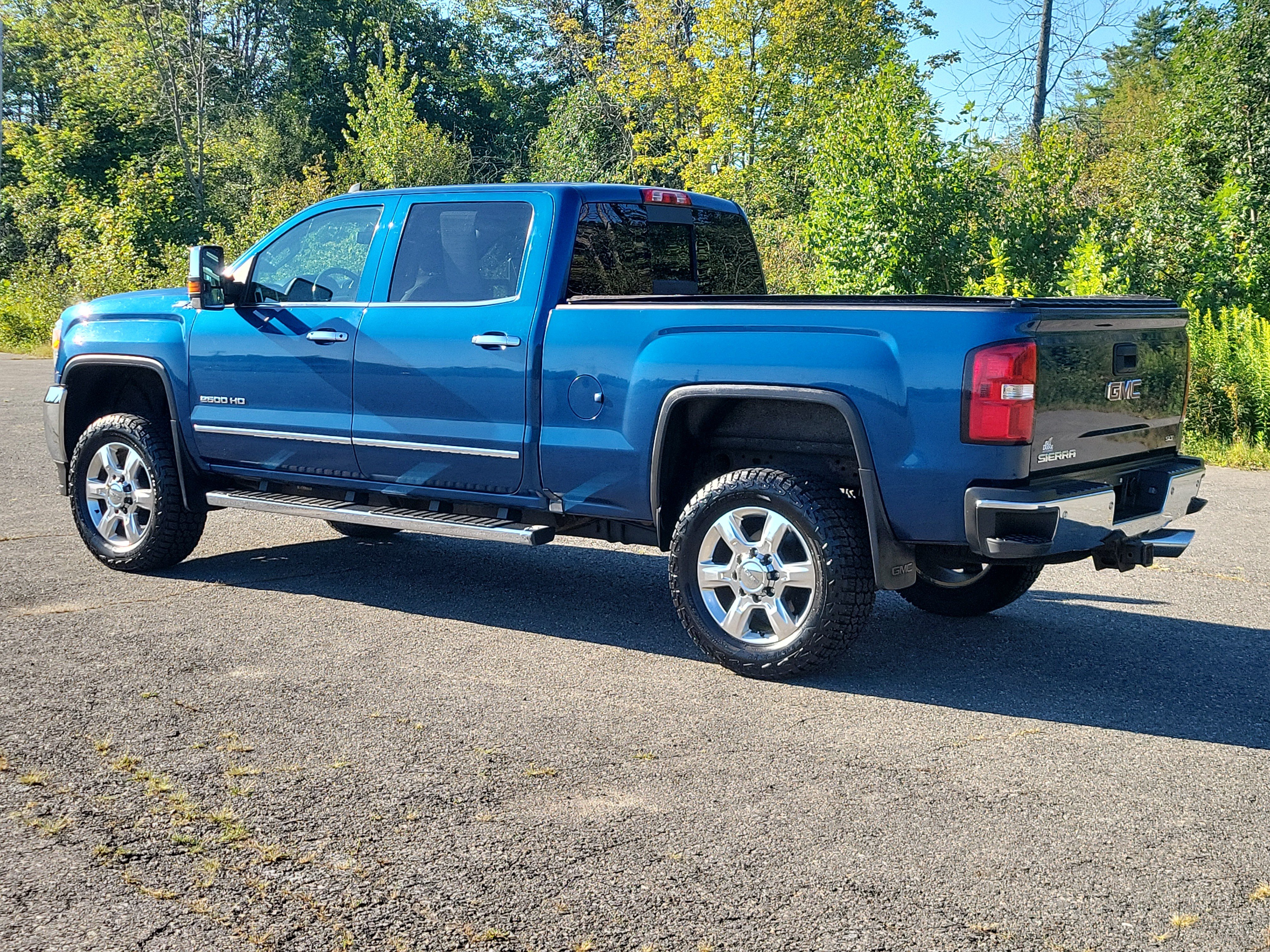 Used 2018 GMC Sierra 2500 SLT AWD/4WD image 7