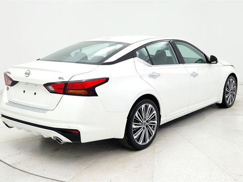 Used 2023 Nissan Altima 2.5 SL FWD image 5