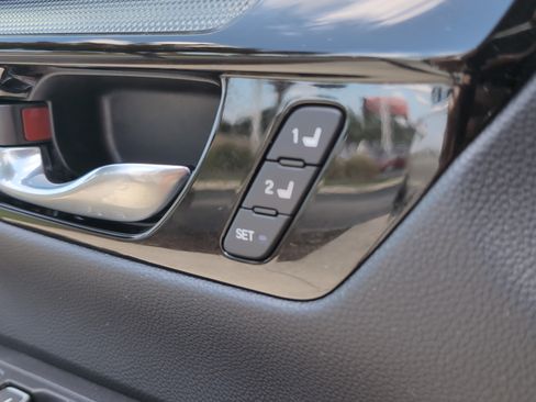 Used 2025 Honda CR-V Sport Touring image 39