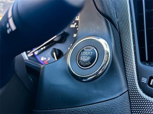 Used 2017 INFINITI Q50 3.0t Premium w/ Driver Assistance Package image 16