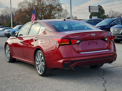Used 2023 Nissan Altima 2.5 SL image 4