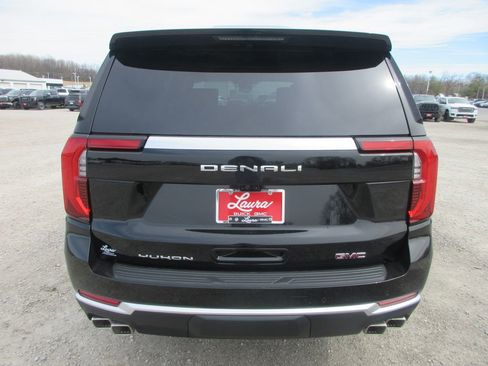 New 2026 GMC Yukon Denali w/ Denali Reserve Package image 5