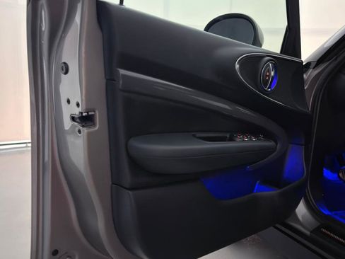 Used 2017 MINI Cooper Clubman S image 18