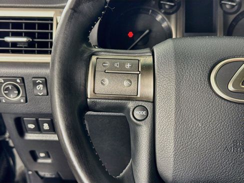 Used 2017 Lexus GX 460 Premium w/ Premium Package AWD/4WD image 18