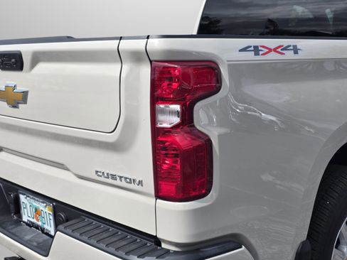 New 2026 Chevrolet Silverado 1500 Custom AWD/4WD image 14