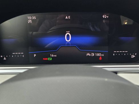 New 2026 Volkswagen Taos SE FWD image 13
