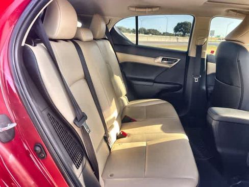 Used 2016 Lexus CT 200h w/ Navigation Package FWD image 14