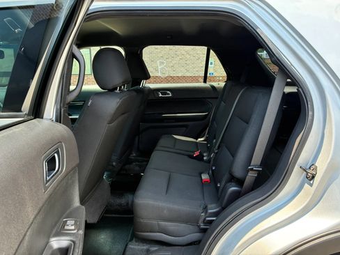 Used 2015 Ford Explorer 4WD Police Interceptor w/ Ready For The Road Package image 12