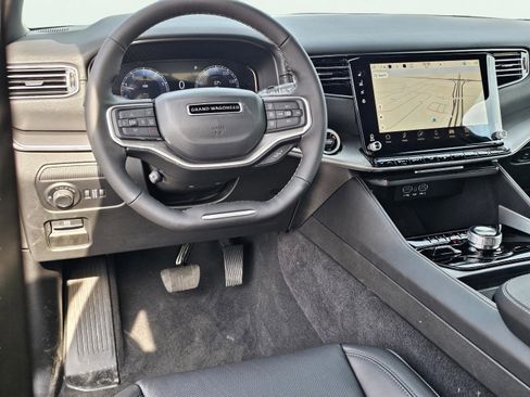 New 2026 Jeep Grand Wagoneer Limited w/ Premium Group II image 34