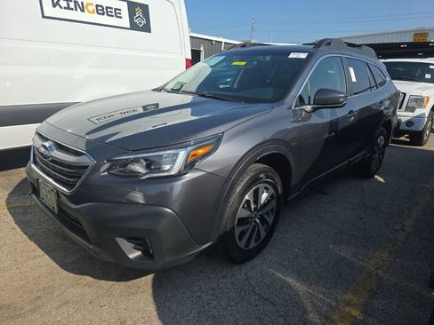 Used 2022 Subaru Outback Premium AWD/4WD image 5