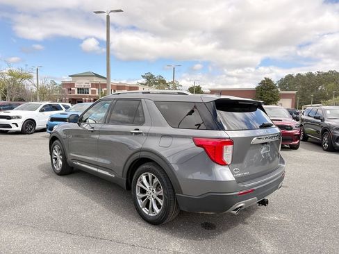 Used 2022 Ford Explorer Limited w/ Equipment Group 301A image 5