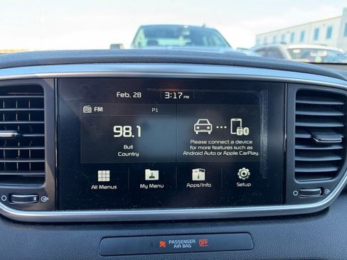 Used 2021 Kia Sportage LX image 6