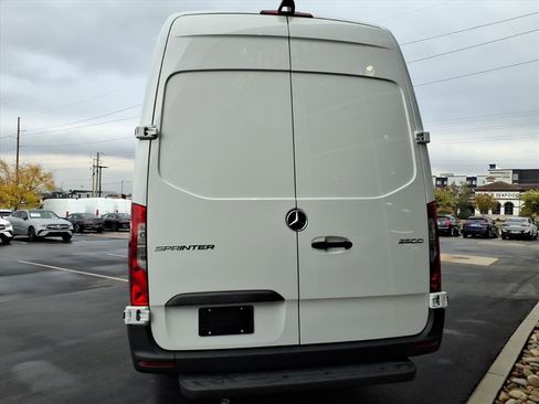 New 2026 Mercedes-Benz Sprinter 2500 image 5