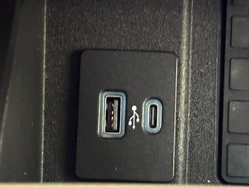 Used 2020 Ford F250 King Ranch w/ King Ranch Ultimate Package AWD/4WD image 7