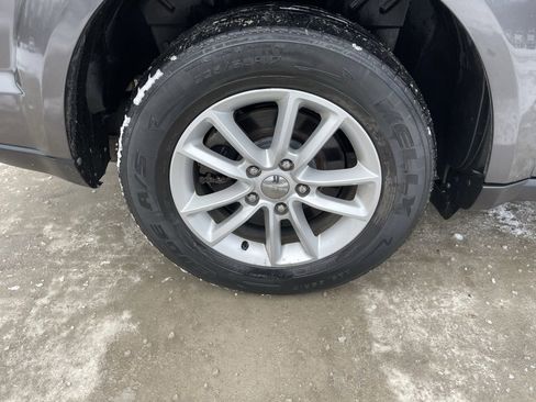 Used 2015 Dodge Journey SXT w/ Flexible Seating Group image 11