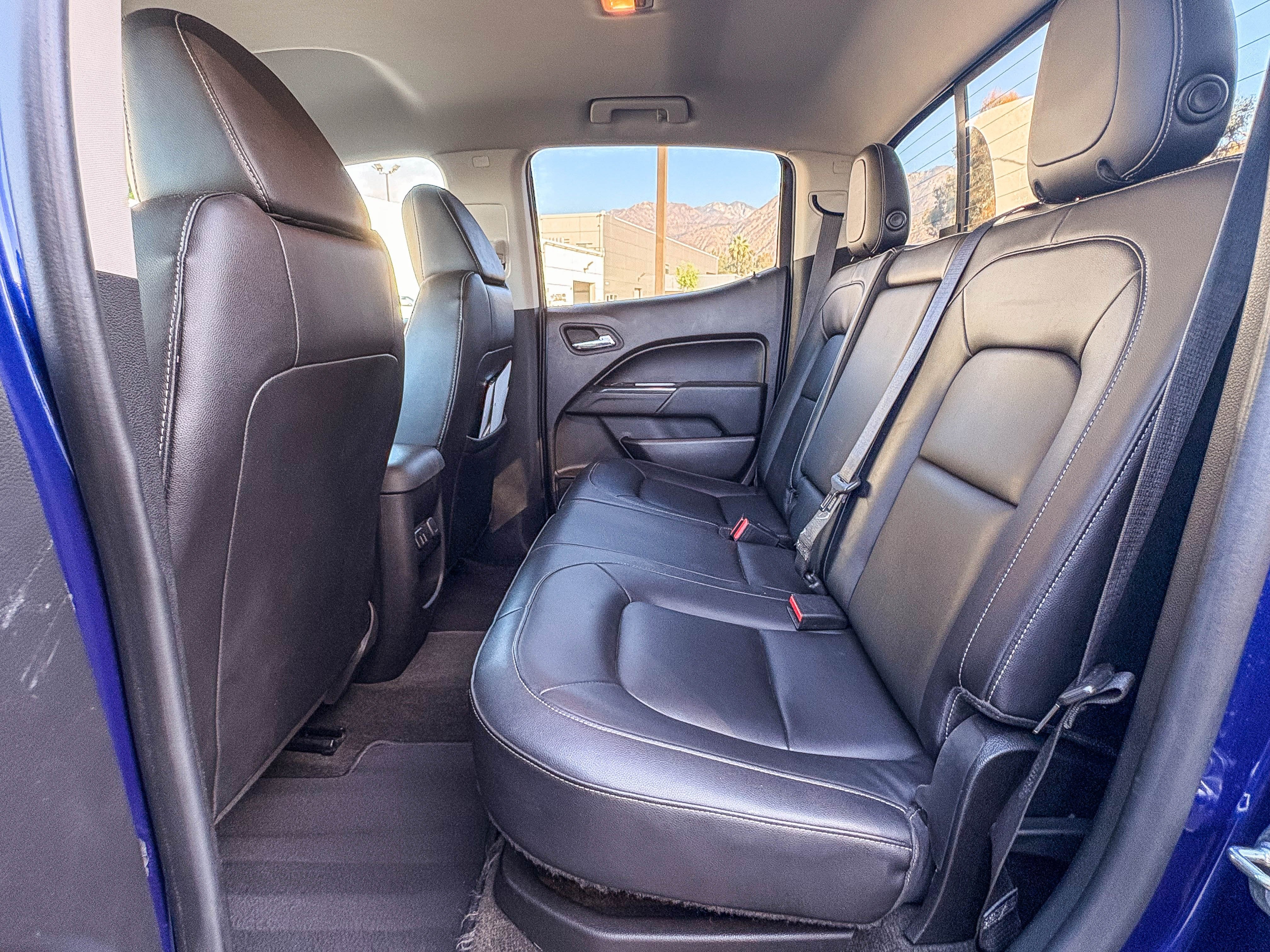 Used 2016 Chevrolet Colorado LT w/ Luxury Package, Chrome RWD image 18