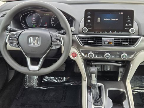 Used 2018 Honda Accord LX image 26